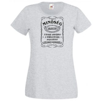   Prémium Minőség – A tökéletes Augusztusban született női rövid ujjú póló
