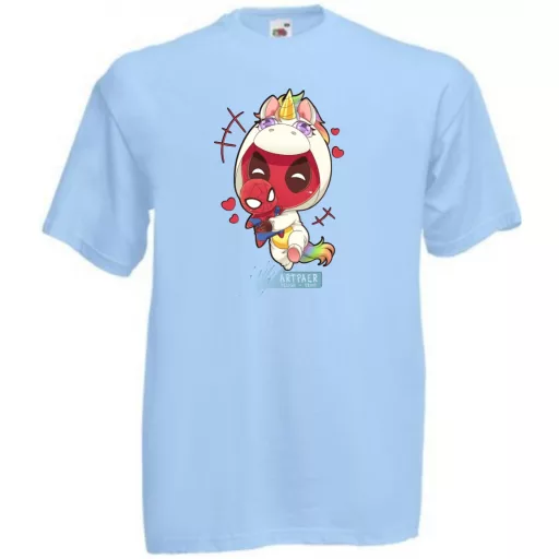 Humor - Kicsi Hősök - Deadpool Unikornis jelmezben pókember babával férfi rövid ujjú póló