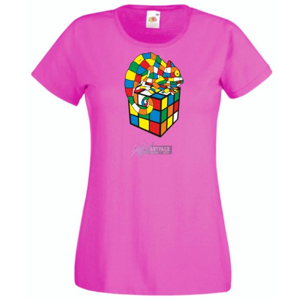 Kaméleon és a mágikus Rubik kocka női rövid ujjú póló