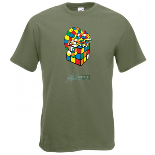 Kaméleon és a mágikus Rubik kocka férfi rövid ujjú póló