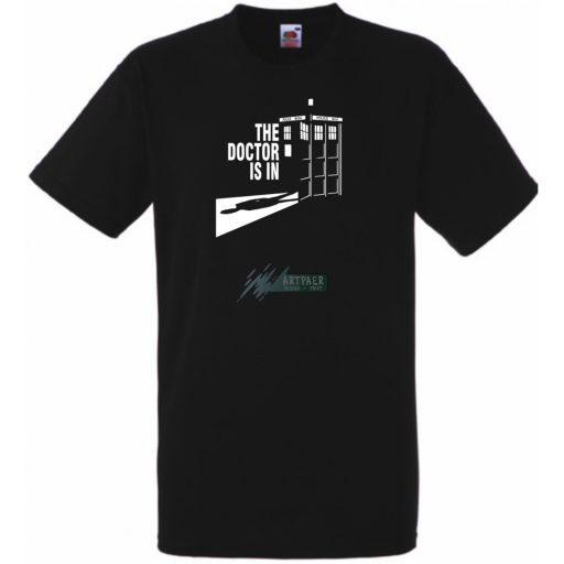 The Dr Who Is In - Police Box férfi rövid ujjú póló