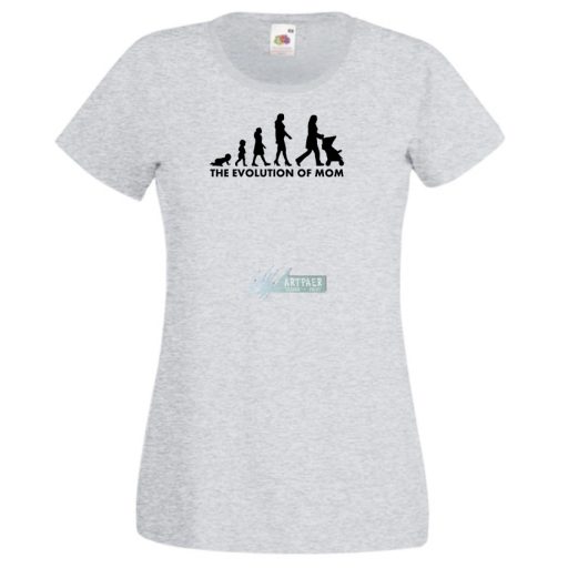 The Evolution of Mom női rövid ujjú póló