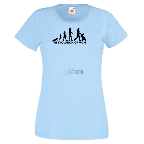 The Evolution of Mom női rövid ujjú póló