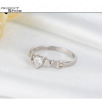   Love feliratos, üvegkristállyal díszített ezüstözött gyűrű