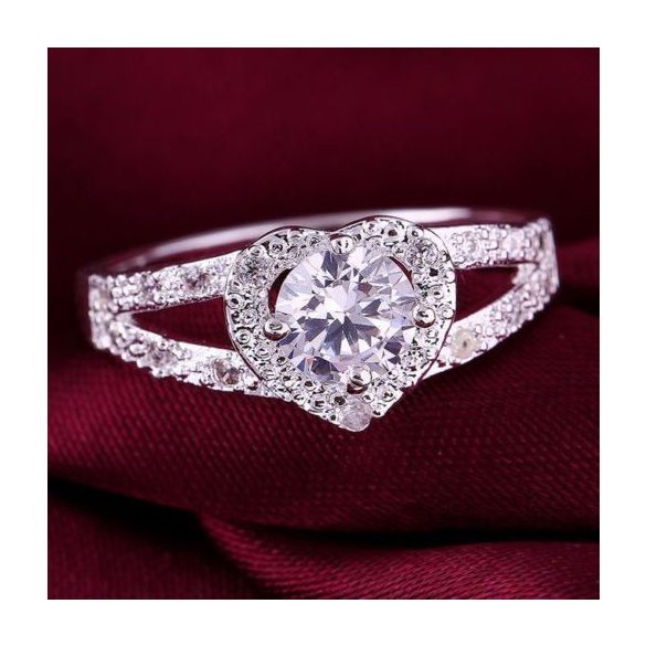 Fehér aranyozott szivecske formás ausztria kristályos gyűrű