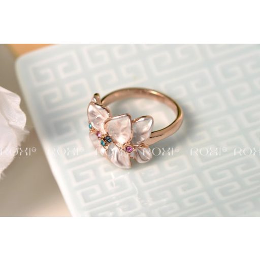 Rózsaarannyal futtatott virágforma gyűrű