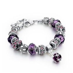   Ezüstözött lila kristályos üveg és virágmintás fém charm-ok - Pandora stílusú karkötő - delfinkapocs