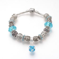   Ezüstözött égkék kristályos üveg és fém charm Pandora stílusú karkötő