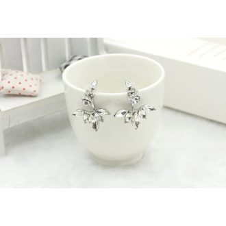   Modern flóra ezüstözött CZ kristállyal fülbevaló (1 pár)