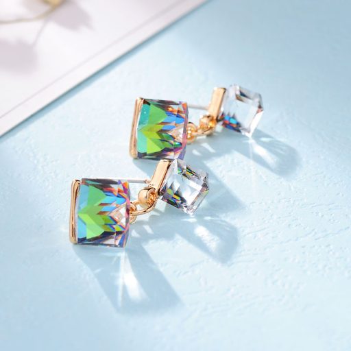 Modern forma dupla kocka színjátszó kristályüveg fülbevaló (1 pár)