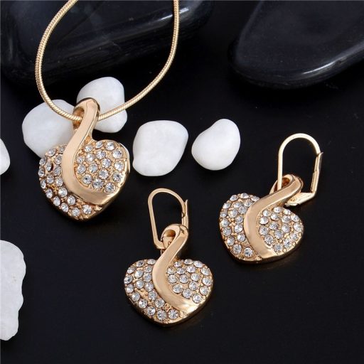 Gold filled nyaklánc, fülbevaló apró kristályokkal díszítve