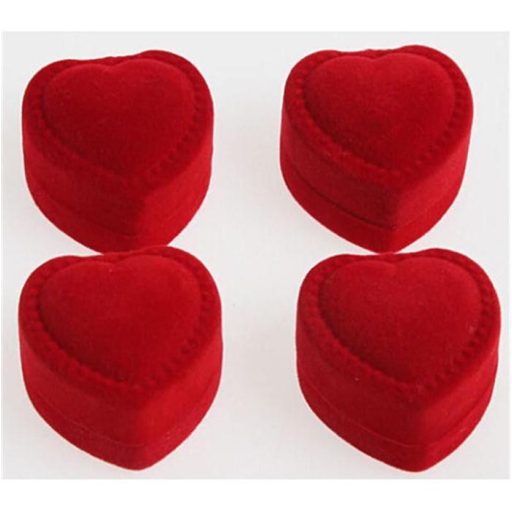 Díszdoboz szív alakú - bizsukhoz, ékszerekhez piros színben