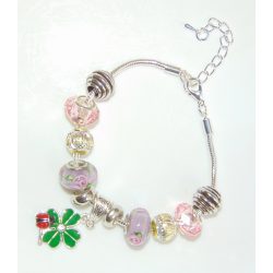   Katica és lóhere, üveg és fém charm Pandora stílusú karkötő