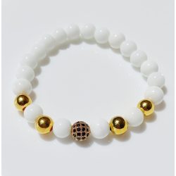   Ásvány karkötő tridacna - aranyszínű gömbök - fekete köves cirkónium gömb és gun metal köztesek