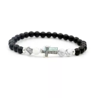   Ásvány karkötő matt fekete onix és howlit ezüst kereszt CZ mikro kristály charm