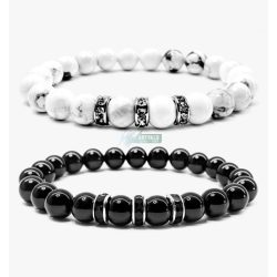   Ónix és howlit - kristályos köztessel, páros ásvány karkötő, 2 db-os szett