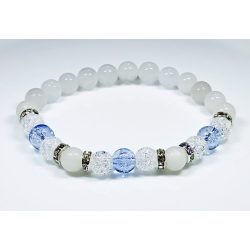   Ásvány karkötő fehér jáde és színezett égkék, roppantott hegyikristály - ezüst cirkóniumos köztes