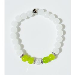   Ásvány karkötő fehér jáde, lime achát és roppantott hegyikristály, csillogó ezüst színű köztes