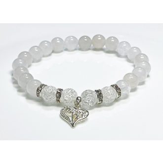   Szív függő - ásvány karkötő fehér jáde, roppantott hegyikristály - csillogó ezüst színű köztes