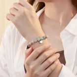 Rózsaszín zebra jáspis - ezüst színű szív - ásvány karkötő