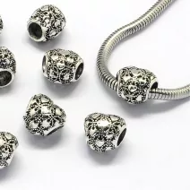 Fém charm