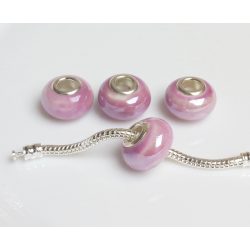   Kézzel készített porcelán gyöngyök gyöngyházfényű világos lila charm