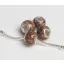 Színezett lampwork üveg csokoládé-arany charm
