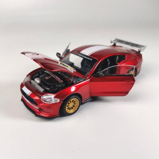 CCA autómodell 1:42 tuningolható Ford Mustang GT 2018 licenses, gyüjtőknek - piros