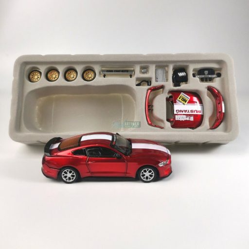 CCA autómodell 1:42 tuningolható Ford Mustang GT 2018 licenses, gyüjtőknek - piros