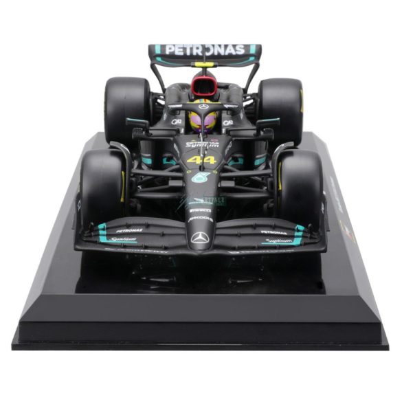 Bburago Prémium 1:24 modell 2023 F1 Mercedes-AMG Petronas W14 44 Lewis Hamilton  - gyüjtőknek, vitrindobozban